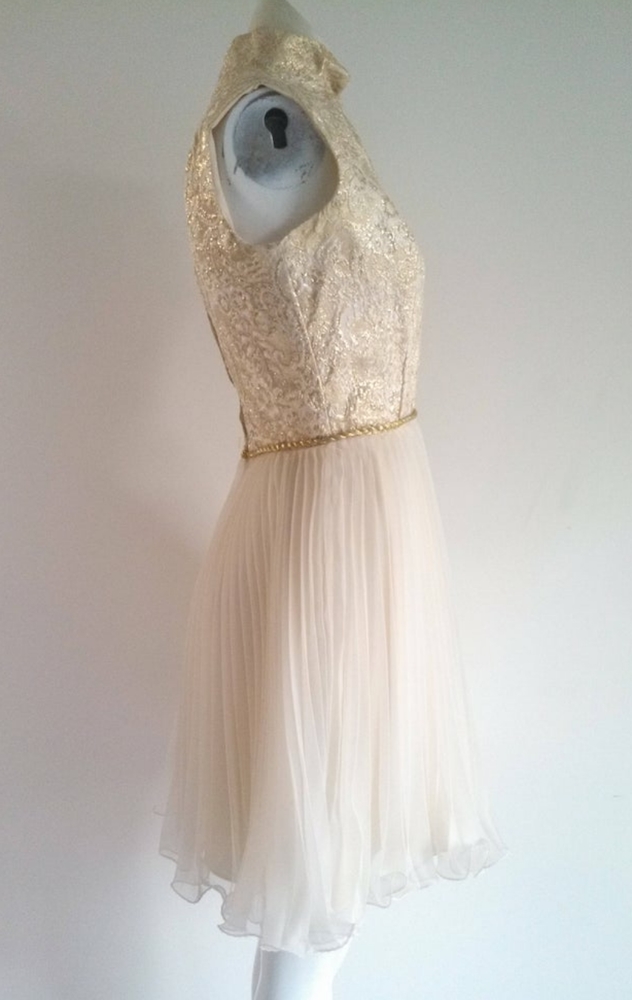 SOLD💕 Vintage 60s party dress pleat chiffon skirt gold - Picture 5 of 7